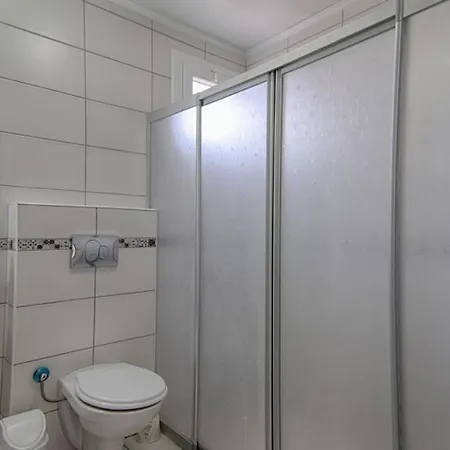 Yildirim 3, Private With 70m2 Pool Βίλα