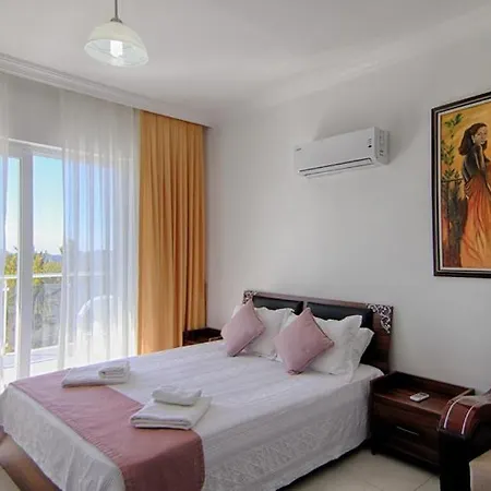 Yildirim 3, Private With 70m2 Pool Βίλα *