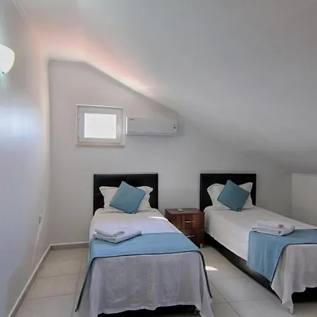 Yildirim 3, Private With 70m2 Pool Βίλα Φετιγιέ