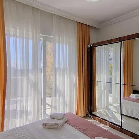 Yildirim 3, Private With 70m2 Pool Φετιγιέ